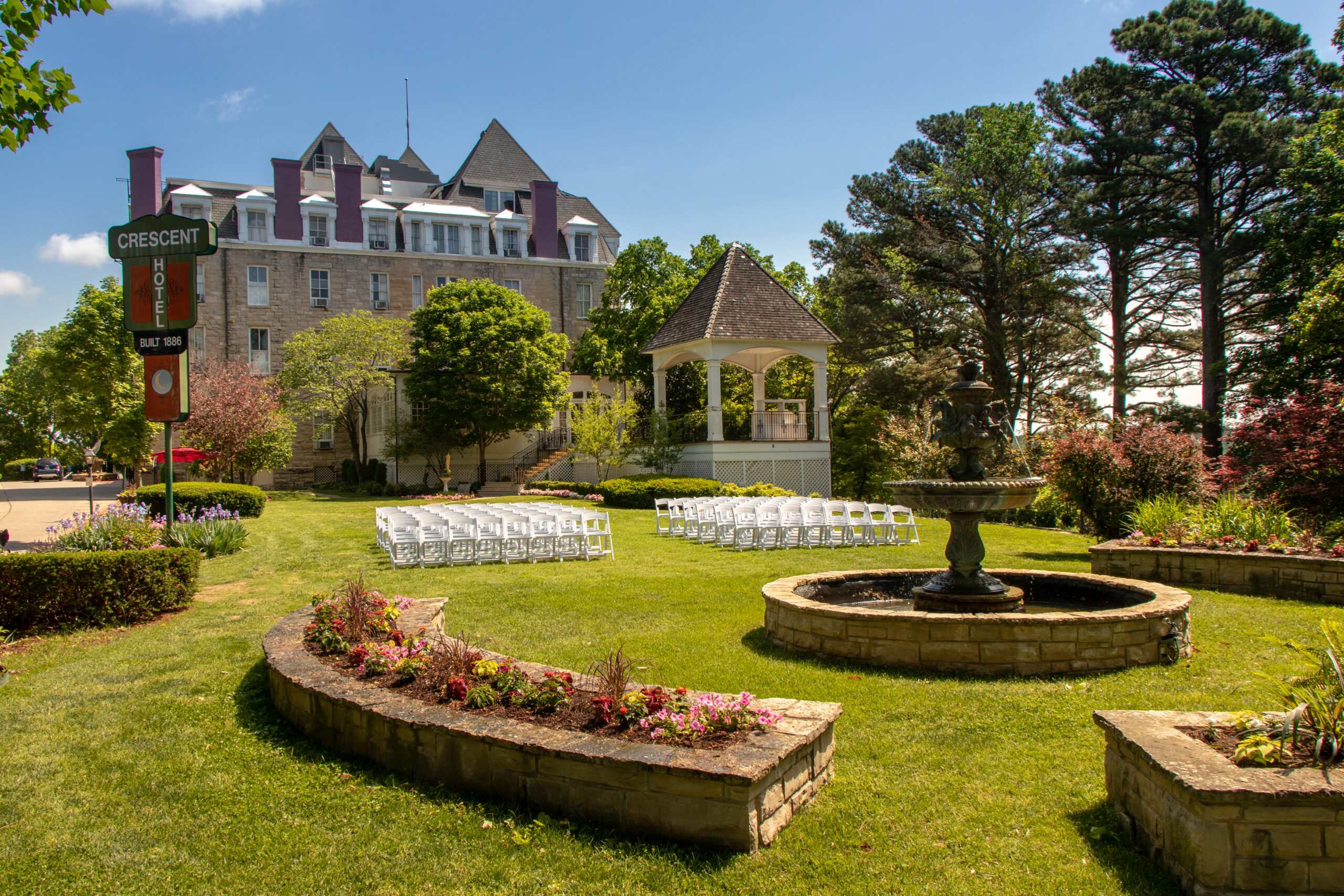 A view of the Fountain Garden wedding ceremony site.